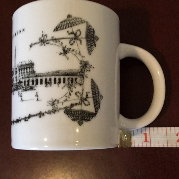 Schloss Schönbrunn porcelain mug - Picture 5 of 8